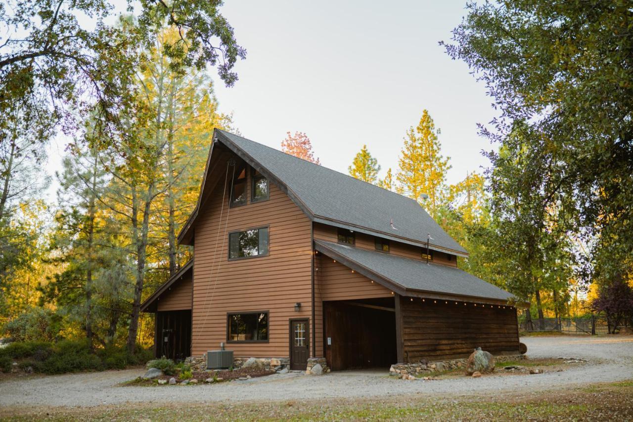 Lovers Nest By Casa Oso With Private Hiking Trails And Pond Mariposa Zewnętrze zdjęcie